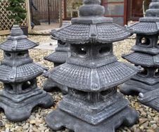 2 daks pagode