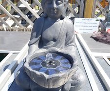 boeddha lotus 71cm 42cm solar